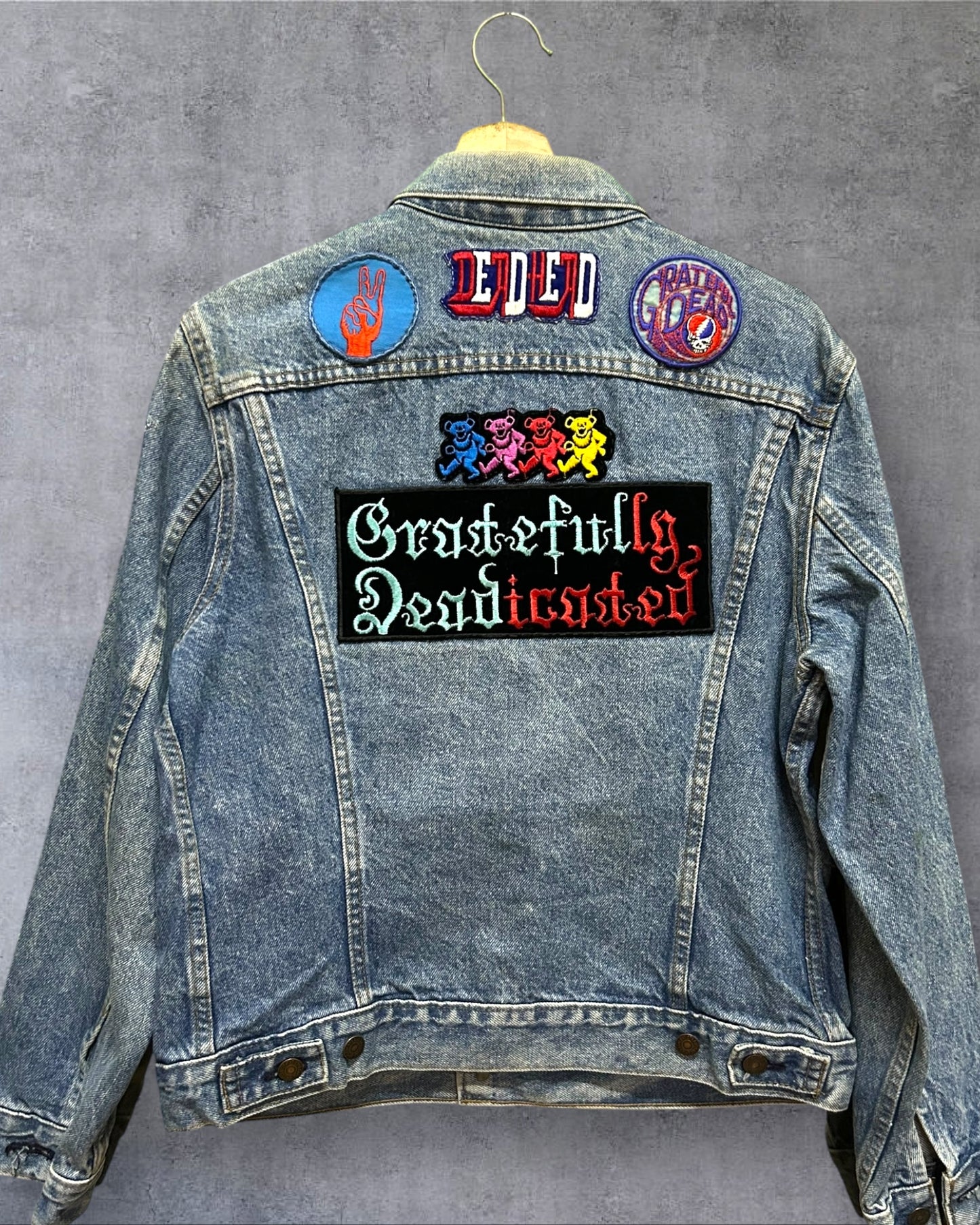 Levi’s Custom Grateful Death Patch Denim Jacket Small to Medium