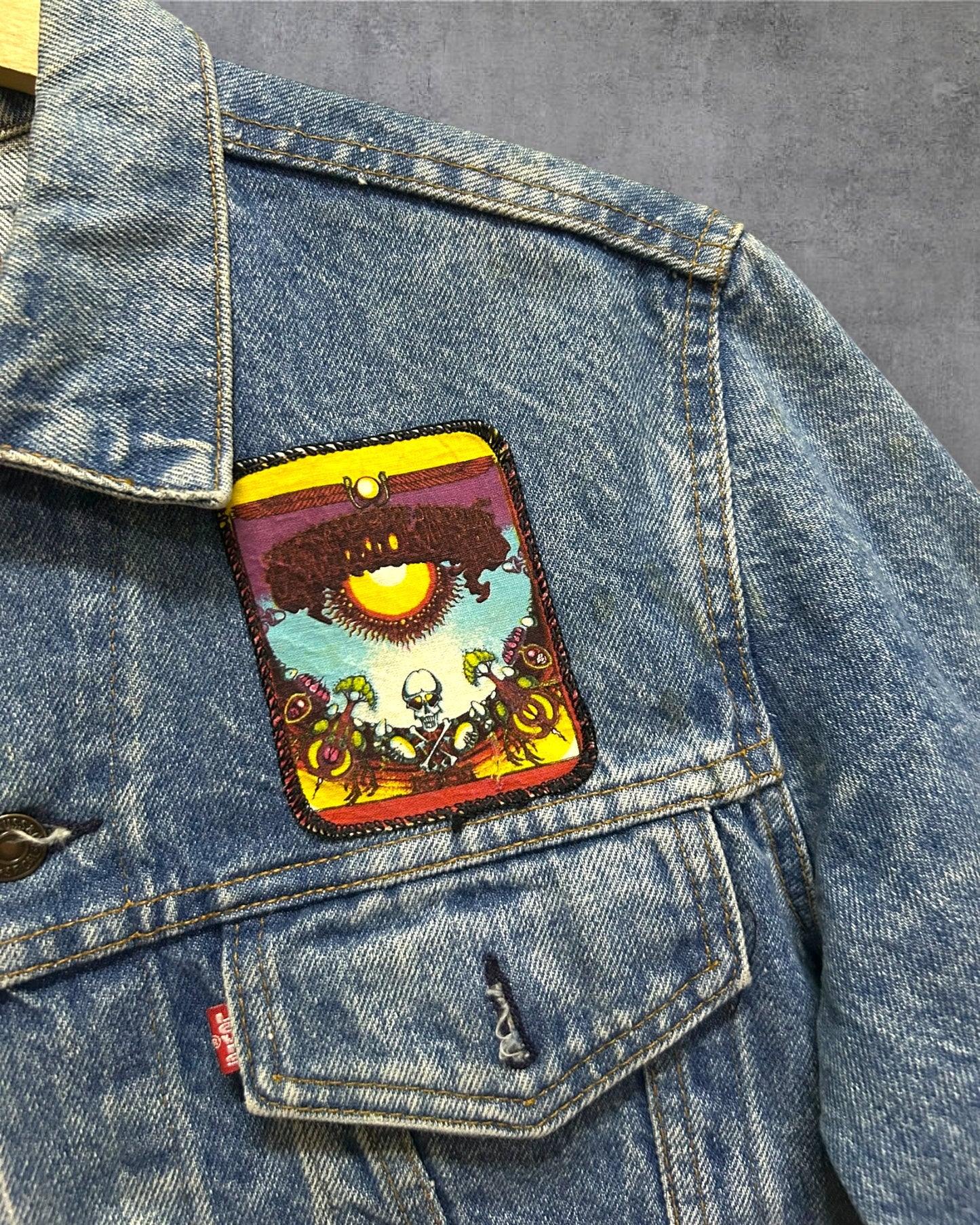 Levi’s Custom Grateful Death Patch Denim Jacket Small to Medium