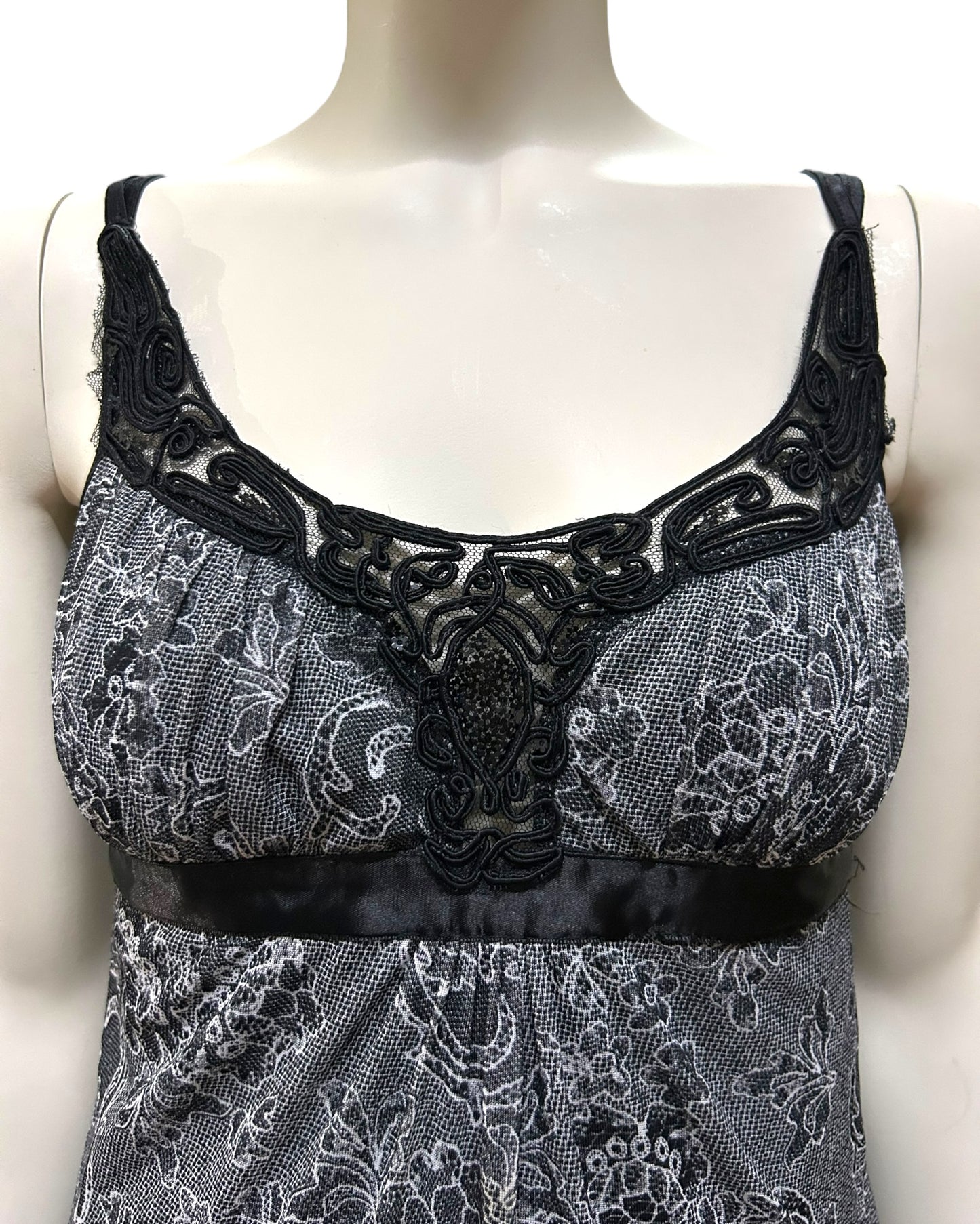 Black Sleeve Less Floral Lace Tie Top Small to Medium