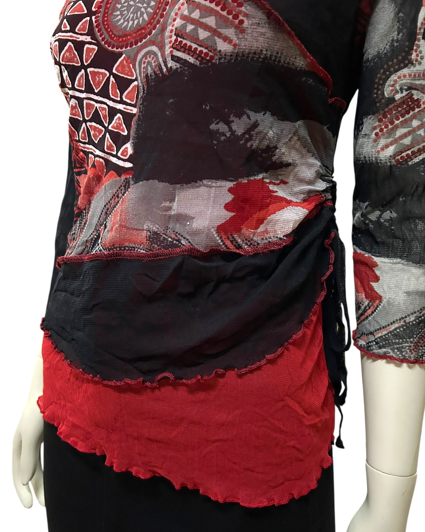Theiry Grapghic Mesh Top Small