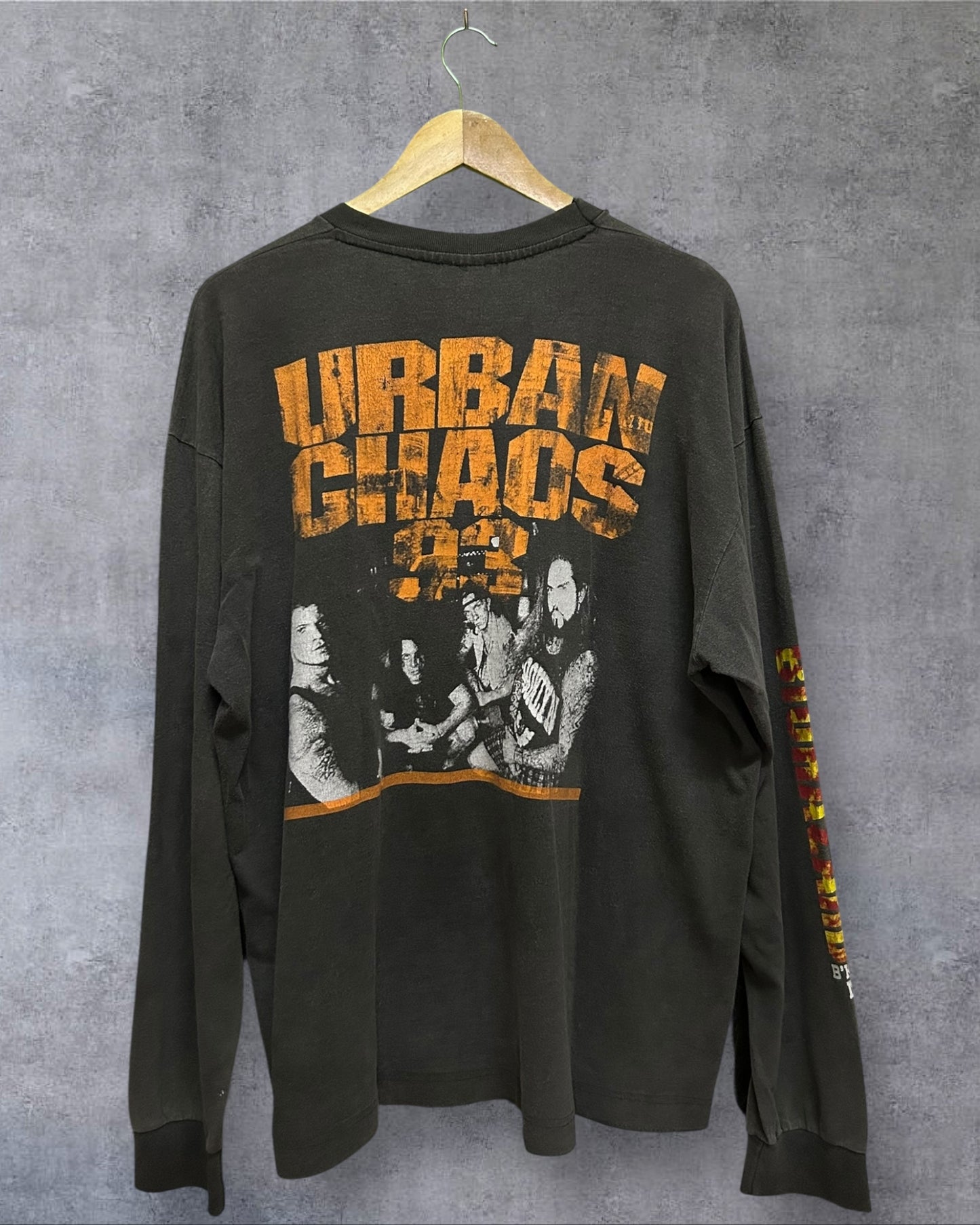 90’s Biohazard Urban Chaos Longsleeve XL