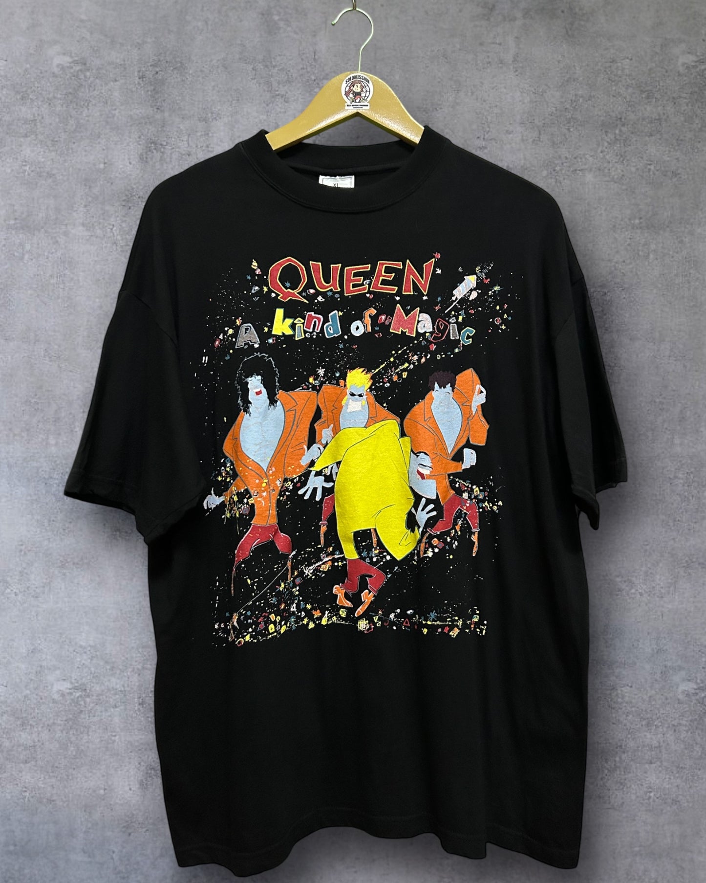 80s Queen “Kind Of Magic” XL