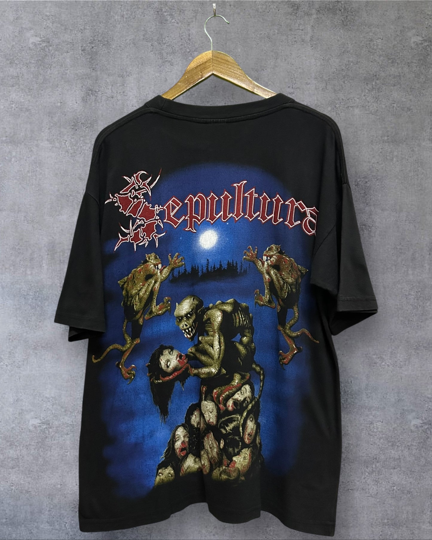 90s Sepultura “Beneath The Remains” Euro XL