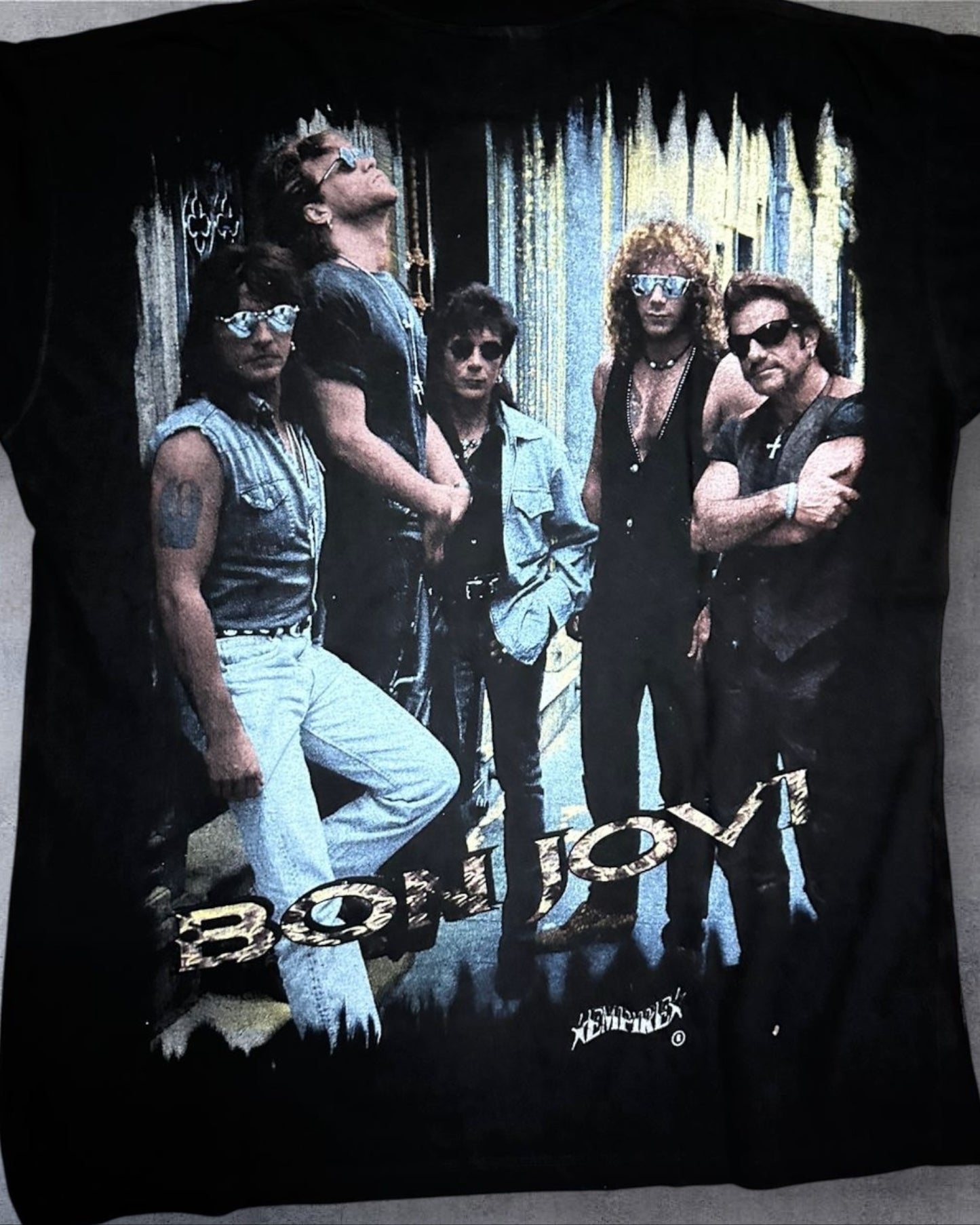 90s Bon Jovi “Bed Of Roses” Euro Empire Tag Large