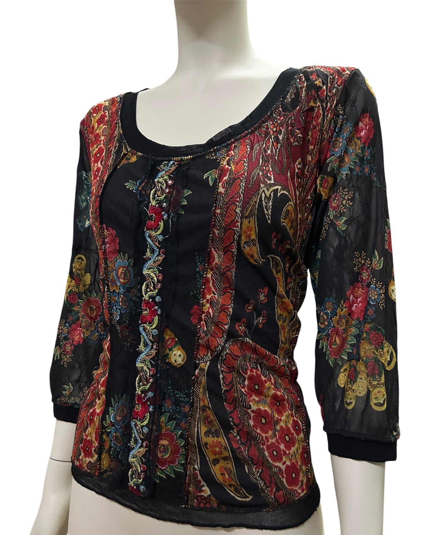 Women’s Floral and Nesting Doll Vintage Pattern With Lace Strip on front Long Sleeve