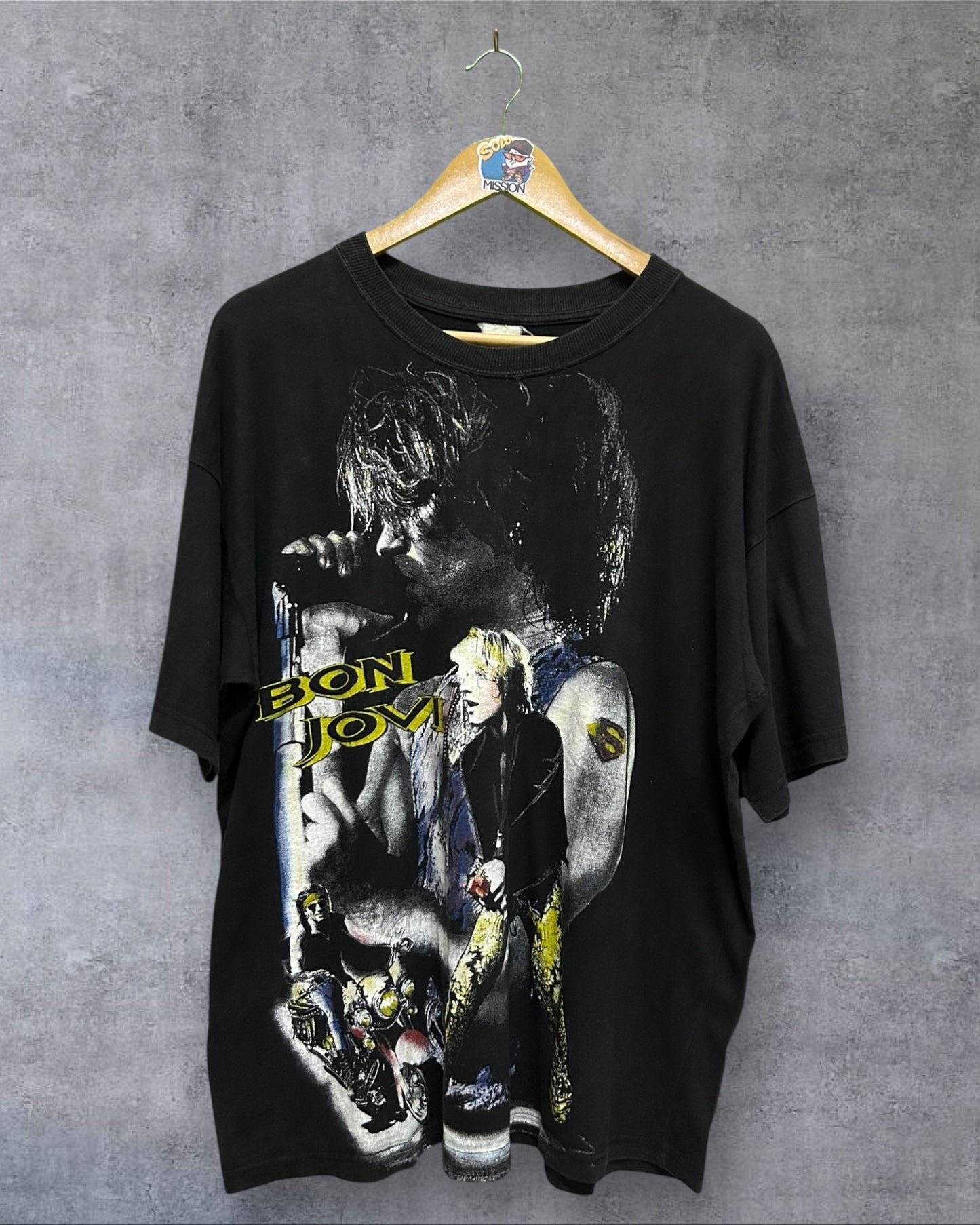 90’s Euro Bon Jovi “Keep the Faith” XL