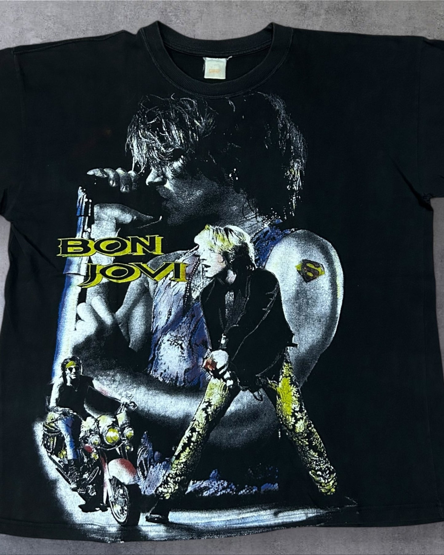 90’s Euro Bon Jovi “Keep the Faith” XL