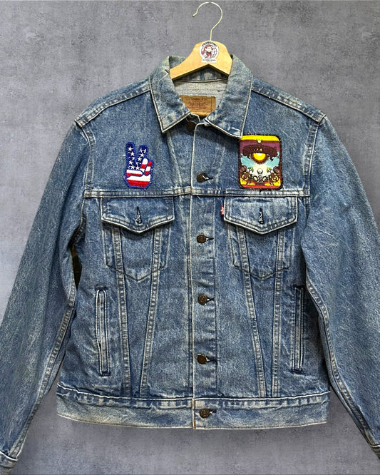 Levi’s Custom Grateful Death Patch Denim Jacket Small to Medium