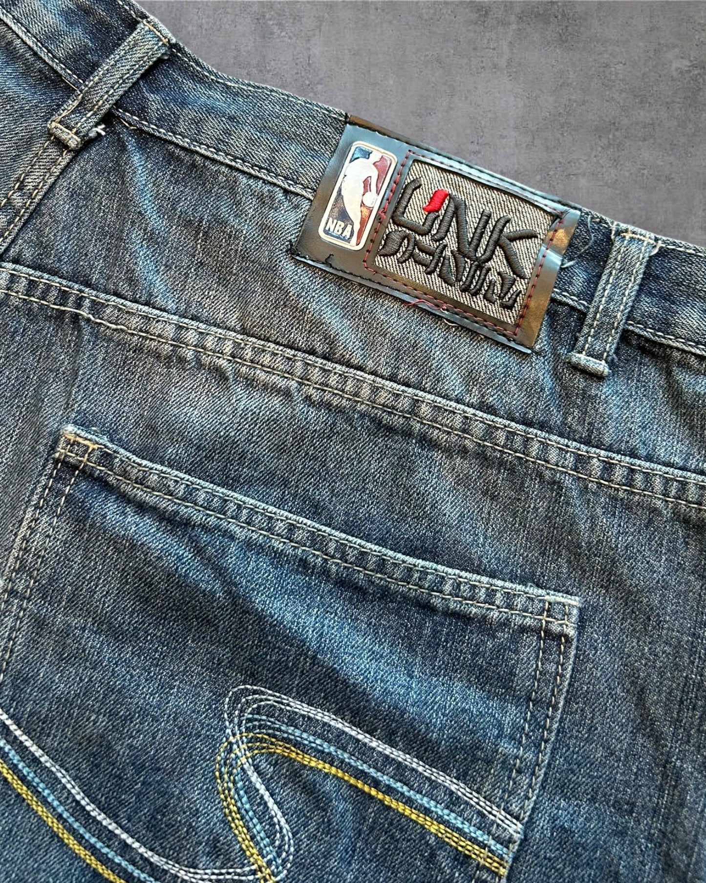 NBA UNK Basketball Teams Patch Jorts Size 40