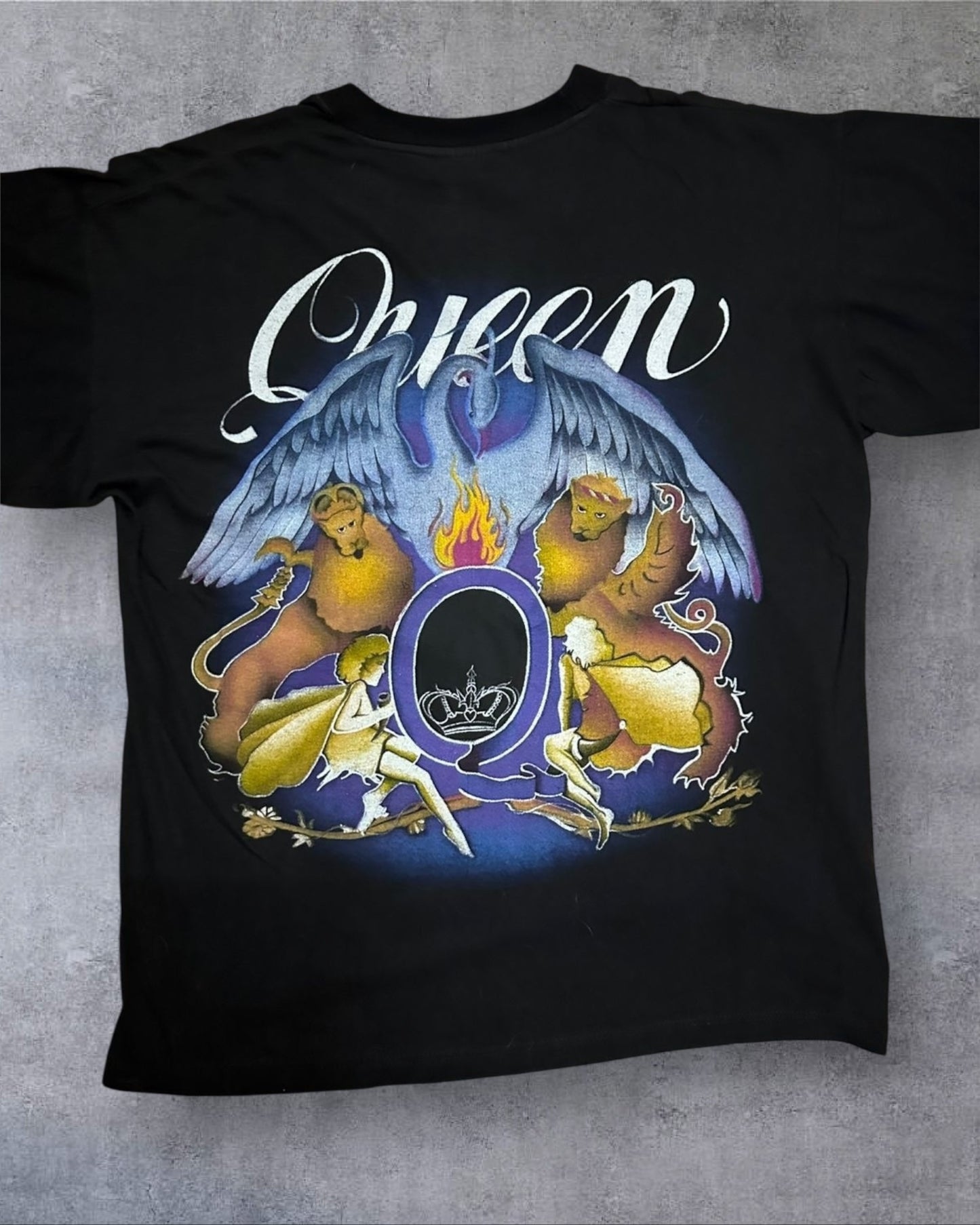 90s Queen “Made In Heaven” Euro XL